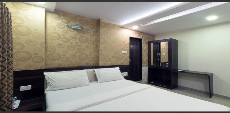 Hotel Accore Inn Mumbai Bagian luar foto