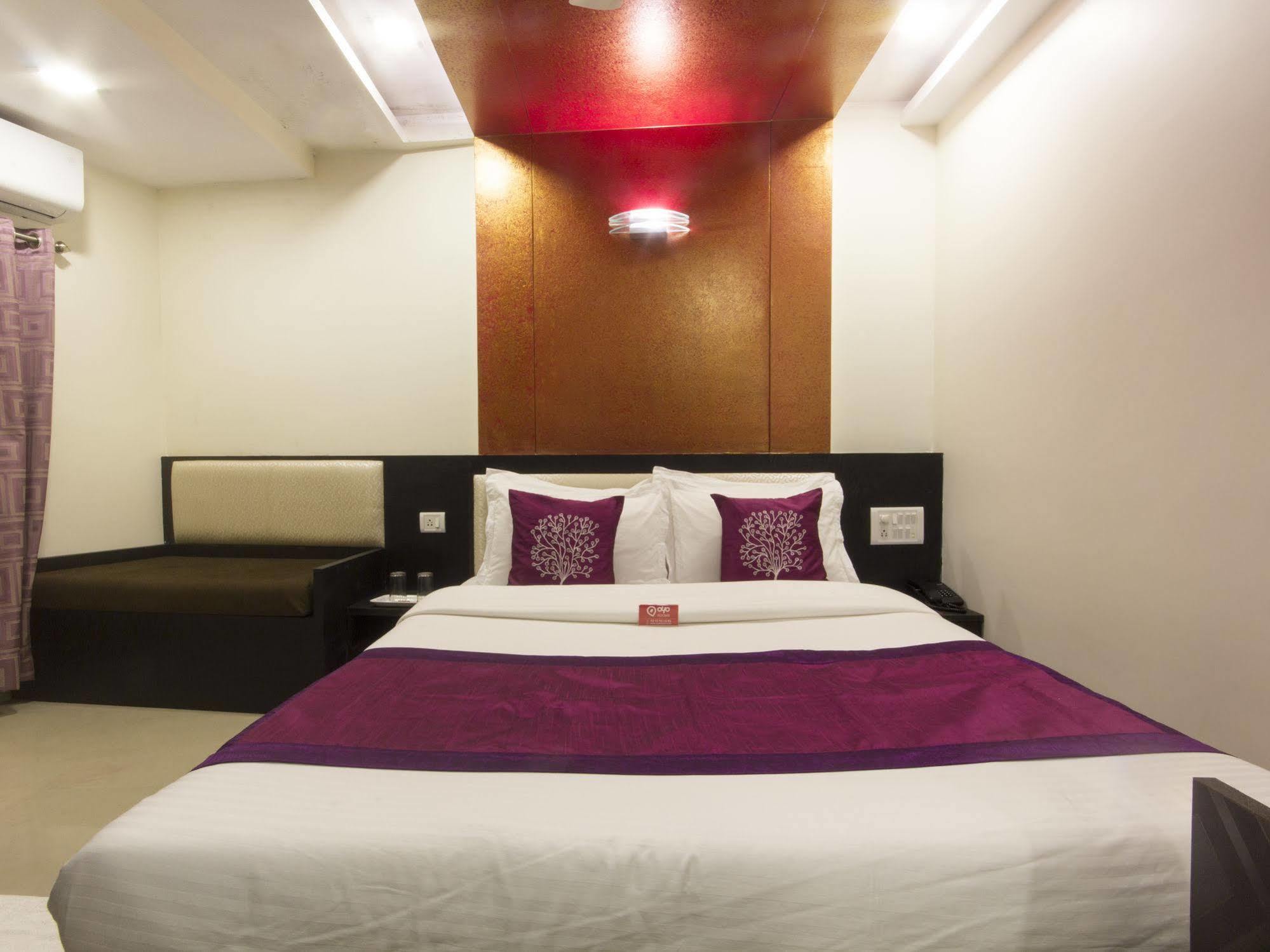 Hotel Accore Inn Mumbai Bagian luar foto