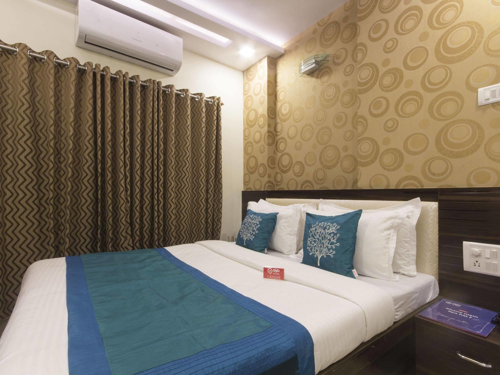Hotel Accore Inn Mumbai Bagian luar foto